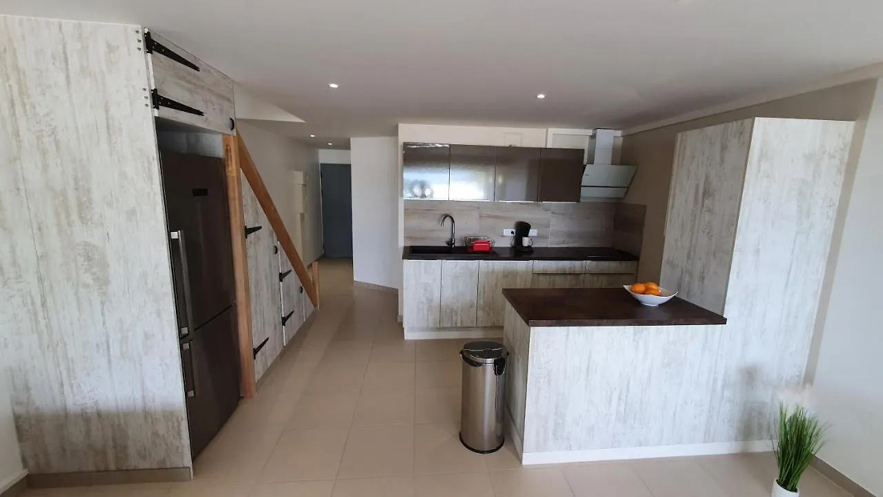 Apartment Pinel Superbe Appartement En Residence Vue Mer Cul de Sac
